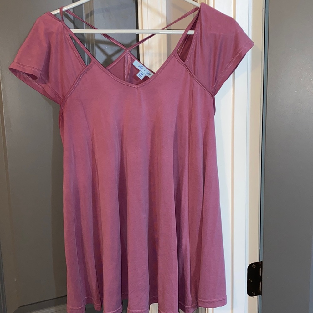 She + Sky top size medium